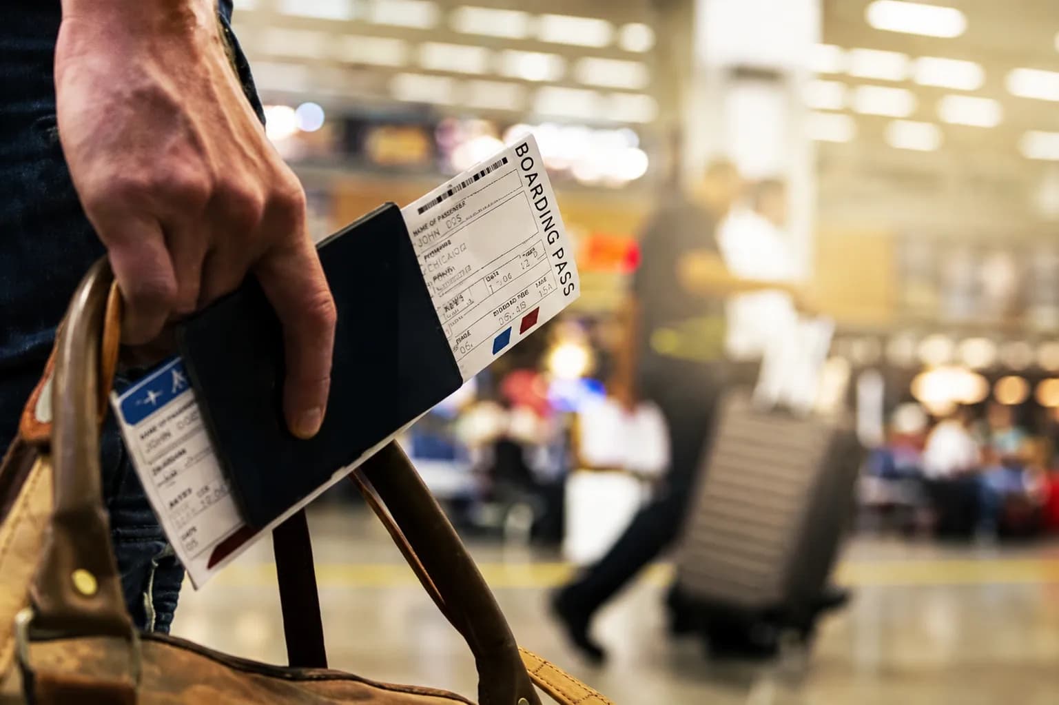 Dubai's New Visa-On-Arrival List Leaves Pakistanis Standing Outside